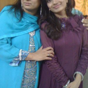 Meet your Posher, Irum